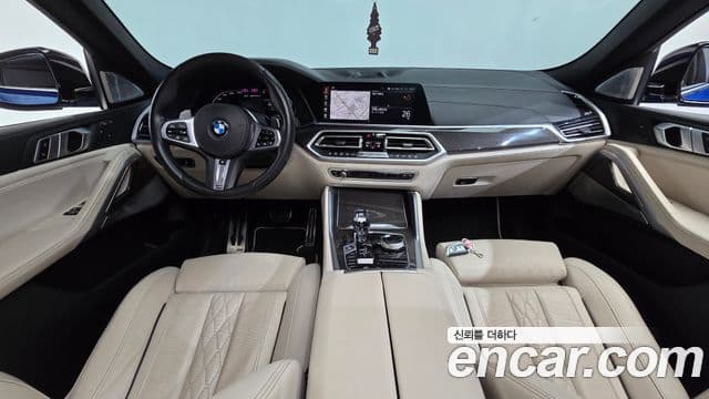 BMW X6 2020 — Photo 25/30