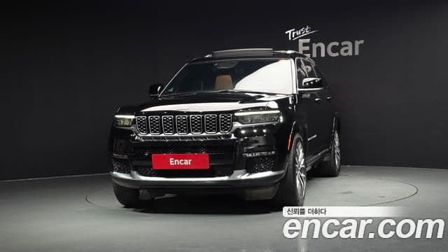 Jeep Grand Cherokee 2023 — Фото 3/20