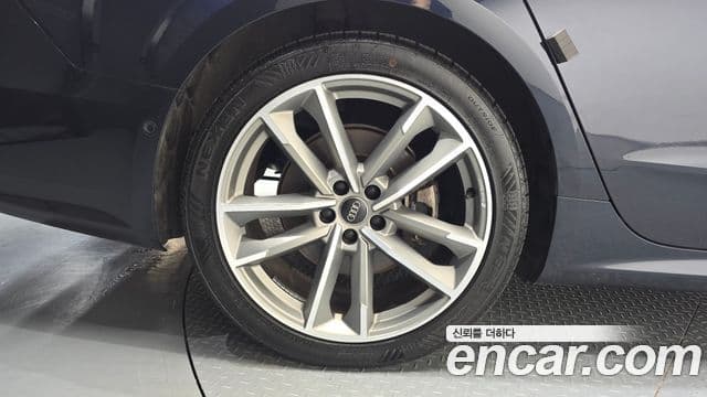 Audi A7 2021 — Photo 31/34