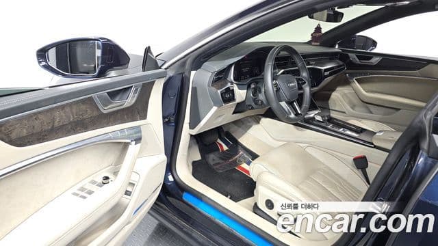 Audi A7 2021 — Photo 7/34