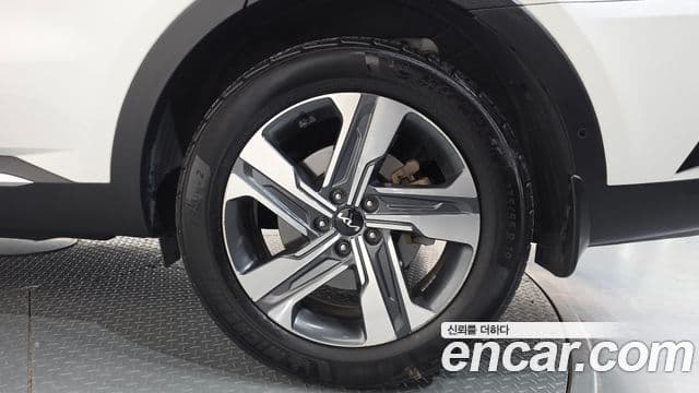 Kia Sorento 2021 — Şəkil 25/36