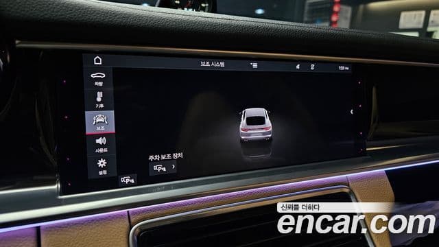 Porsche Panamera 2018 — ფოტო 37/37