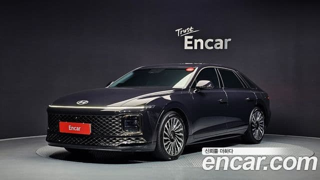 Hyundai Grandeur 2023 — Фото 1/20
