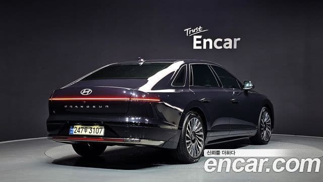 Hyundai Grandeur 2023 — Фото 2/20
