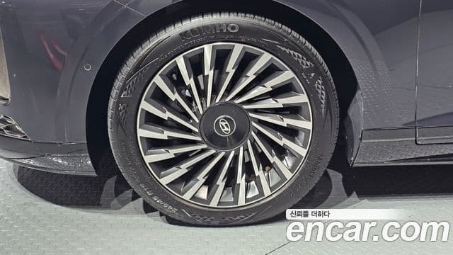 Hyundai Grandeur 2023 — Фото 5/20