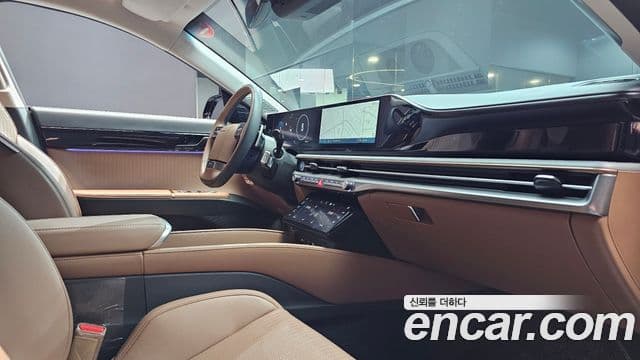Hyundai Grandeur Hybrid 2023 — Photo 23/37