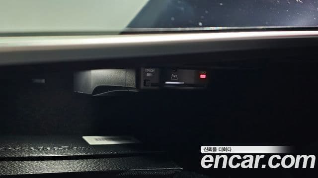Mercedes-Benz E-Class 2026 — Photo 5/35