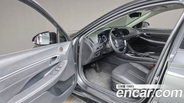 Hyundai Sonata 2022 — Фото 11/20