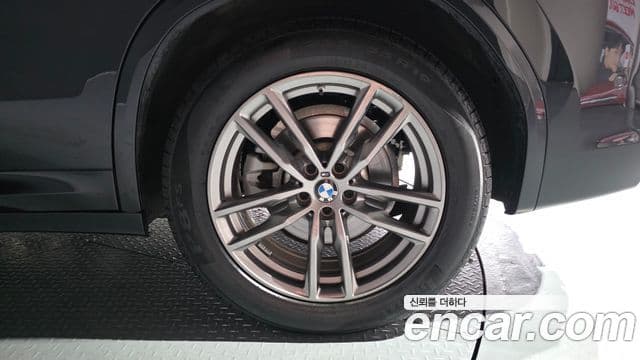 BMW X3 2021 — Şəkil 14/41