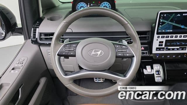 Hyundai Staria 2024 — Şəkil 12/31