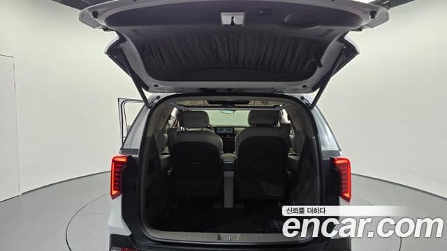 Kia Carnival 2024 — Фото 20/20