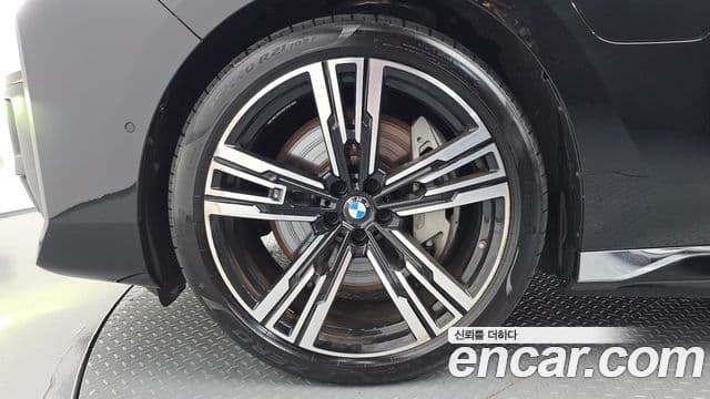 BMW 7 Series 2023 — Şəkil 5/20