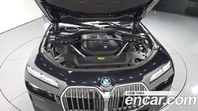 BMW 7 Series 2023 — Şəkil 6/20