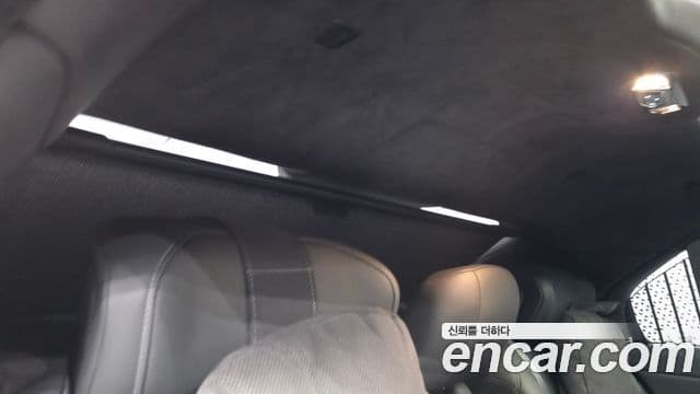 BMW 7 Series 2023 — Photo 28/34