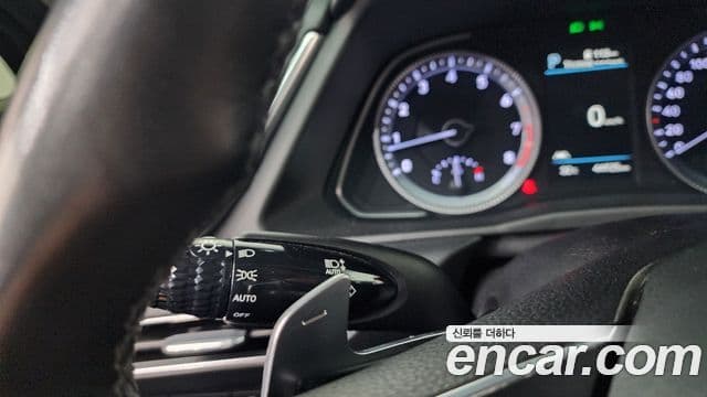 Hyundai Sonata Hybrid 2021 — Şəkil 30/32
