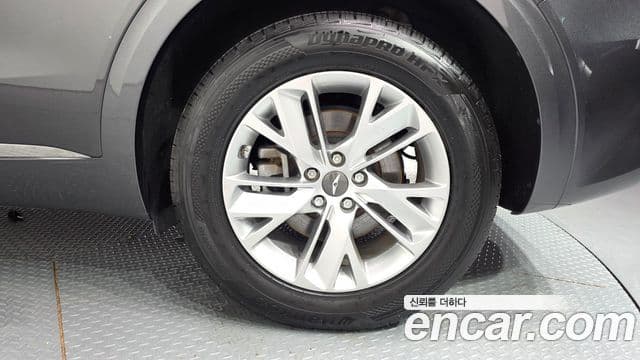 Genesis GV70 2022 — Photo 26/35