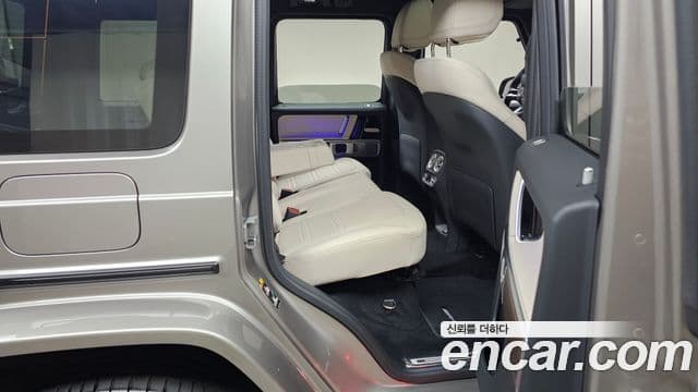 Mercedes-Benz G-Class 2025 — Photo 11/31