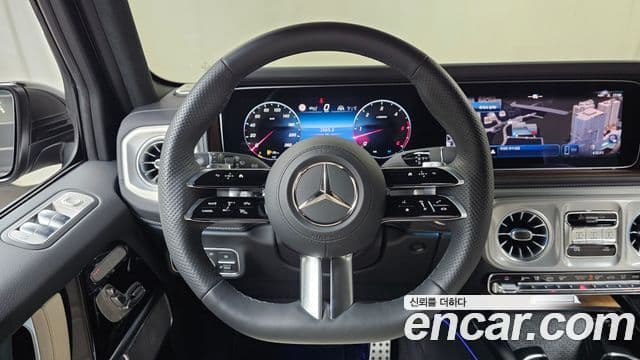 Mercedes-Benz G-Class 2025 — Photo 21/31