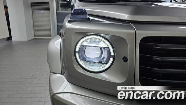 Mercedes-Benz G-Class 2025 — Photo 5/31