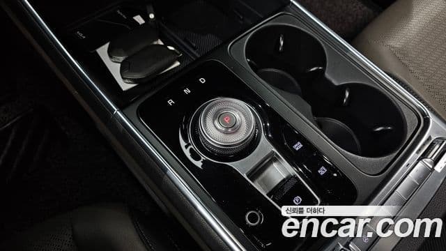Kia Carnival 2023 — Фото 9/20
