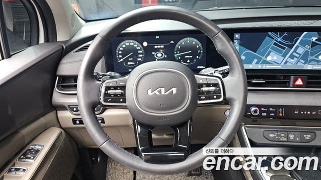 Kia Carnival 2023 — Фото 14/20