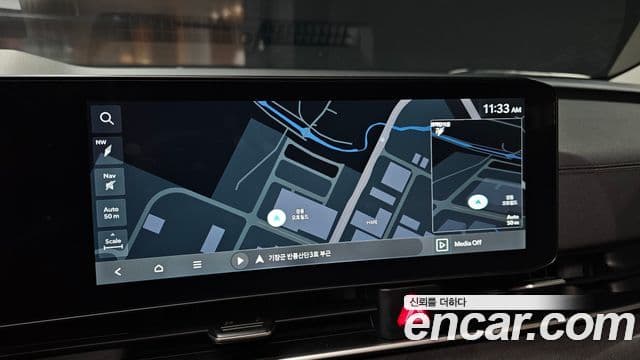 Kia Carnival 2023 — Фото 15/20