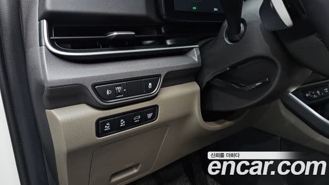 Kia Carnival 2023 — Şəkil 12/40