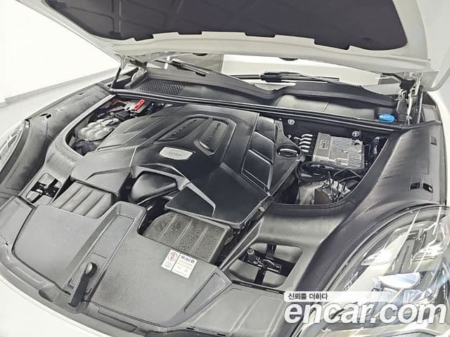 Porsche Cayenne 2023 — Şəkil 13/19