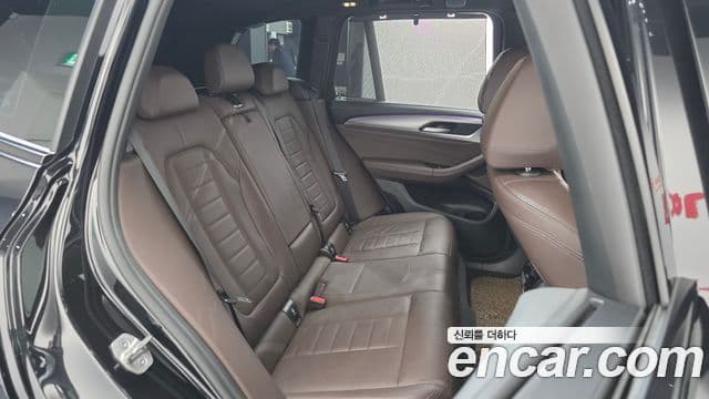 BMW X3 2021 — Photo 29/33