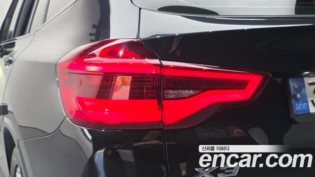 BMW X3 2021 — Photo 27/33