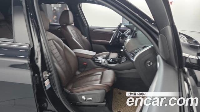 BMW X3 2021 — Photo 22/33