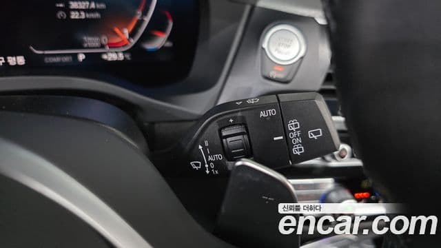 BMW X3 2021 — Photo 23/33