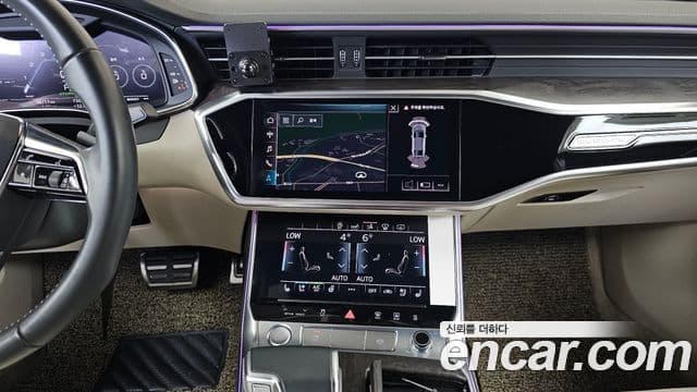 Audi A7 2020 — ფოტო 13/20