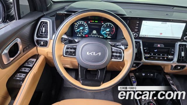 Kia Sorento 2022 — ფოტო 25/33
