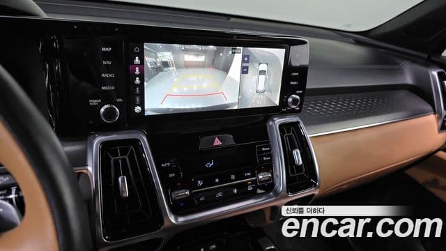 Kia Sorento 2022 — ფოტო 22/33