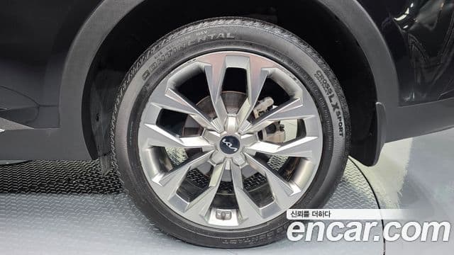 Kia Sorento 2022 — ფოტო 31/33