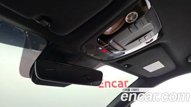 Kia Sorento 2022 — ფოტო 3/33