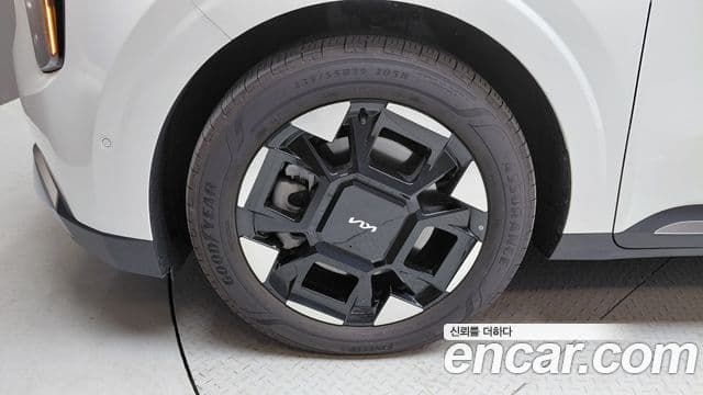Kia Carnival 2024 — Фото 5/20