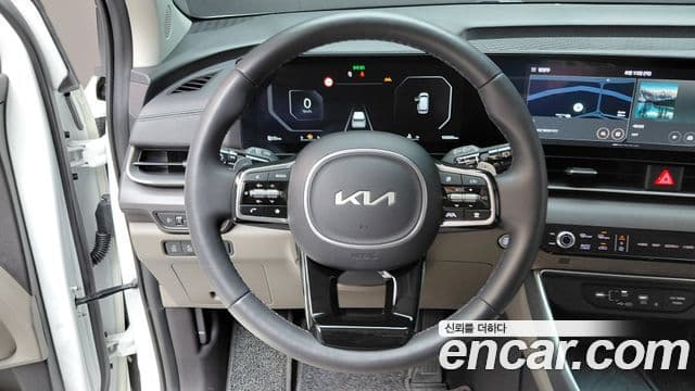 Kia Carnival 2024 — Фото 13/20