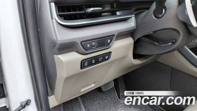 Kia Carnival 2024 — Фото 16/20