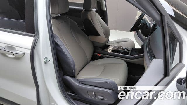Kia Carnival 2024 — Photo 8/34
