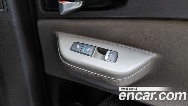 Kia Carnival 2024 — Photo 27/34