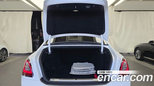 Rolls-Royce Ghost 2021 — Şəkil 14/34