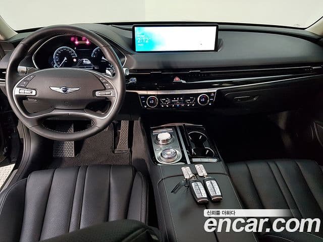 Genesis G80 2023 — ფოტო 17/20