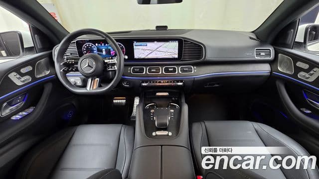Mercedes-Benz GLE-Class 2023 — Photo 13/32