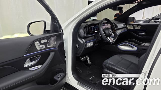 Mercedes-Benz GLE-Class 2023 — Photo 32/32