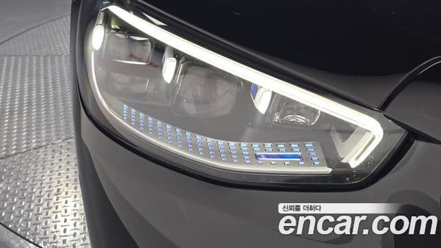 Mercedes-Benz S-Class 2023 — Photo 12/34