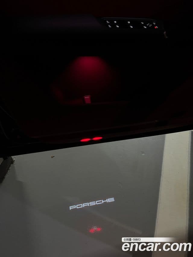 Porsche Cayenne 2022 — Photo 11/20