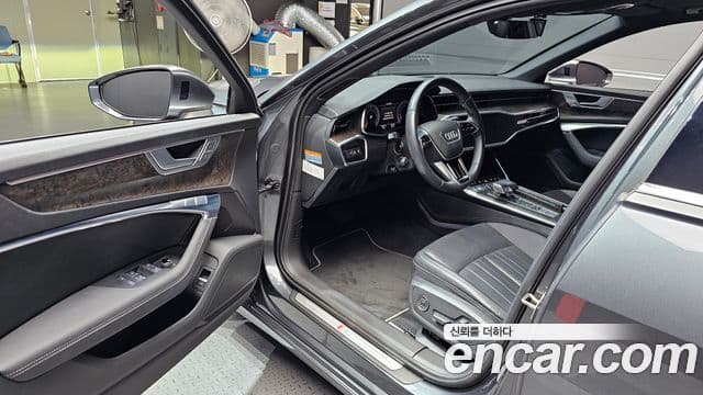 Audi A6 2020 — Photo 19/32