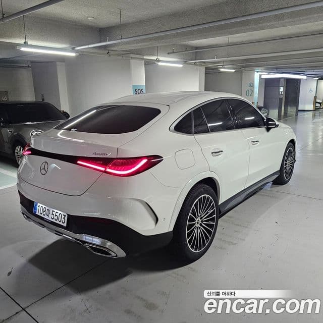 Mercedes-Benz GLC-Class 2026 — Photo 8/14